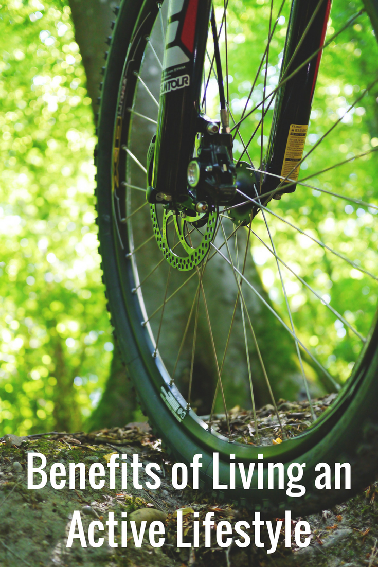 There are many benefits of living an active fit life. You can enjoy more than just washboard abs and looking good for your social media pictures. Everything from mental health to metabolism is improved by living an active fit life.