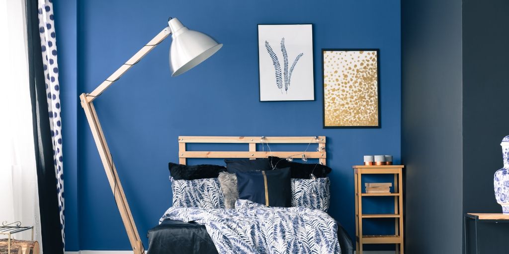 When you live in an apartment you are at the mercy of your landlord. Some may be fine with you painting but others might not be so keen on the idea. Here are paint free alternatives for making your home your own with wall decor projects!