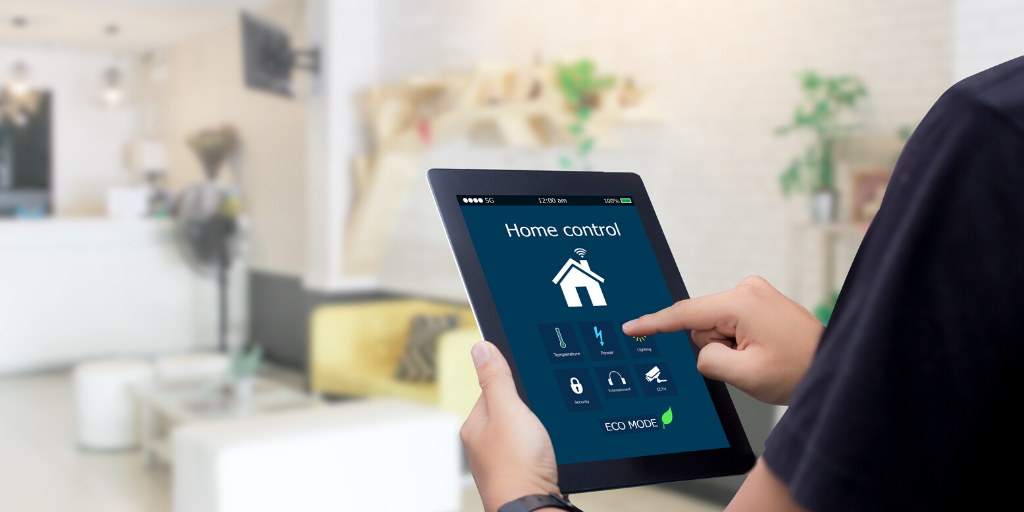 Looking for our favorite smart home technology pieces? You're in the right place. These awesome smart home tech updates are coming to our MCLife communities and renovated Houston apartments in 2020! 